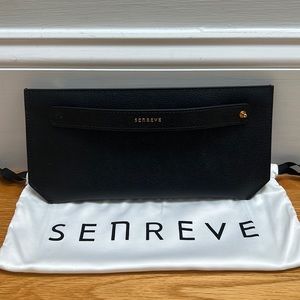 {Senreve} BNWT Bracelet Pouch Black